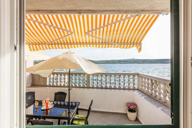 Apartment Masa Пироваць Екстер'єр фото
