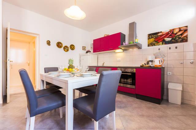 Apartment Masa Пироваць Номер фото